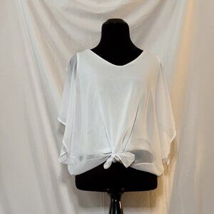 Women’s White dressy blouse